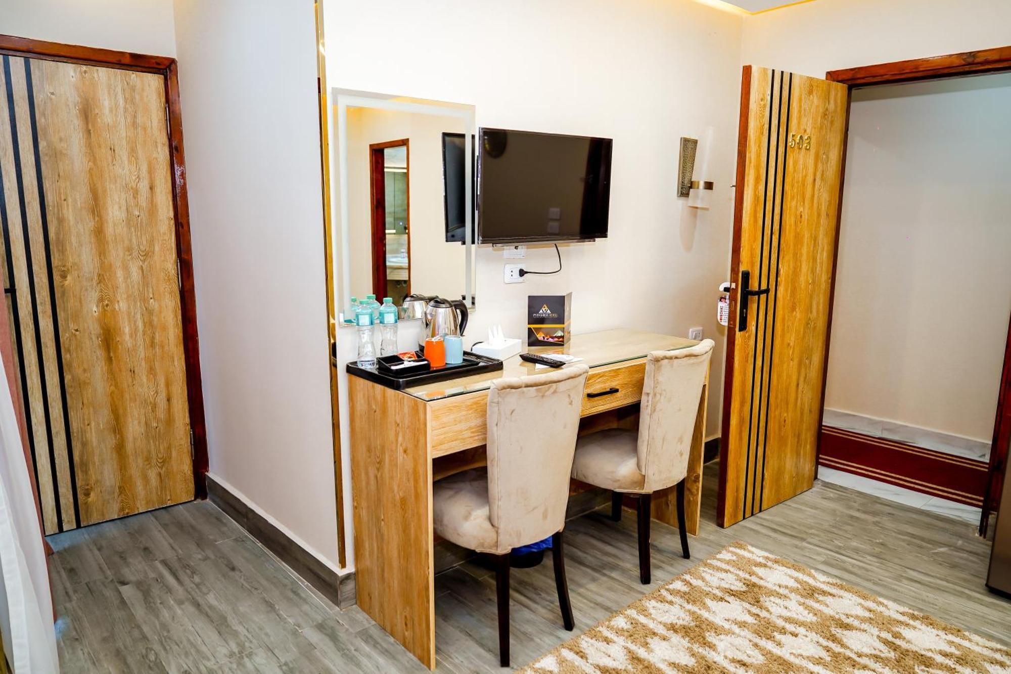 Pyramids Hotel Kafret el-Gabal Extérieur photo