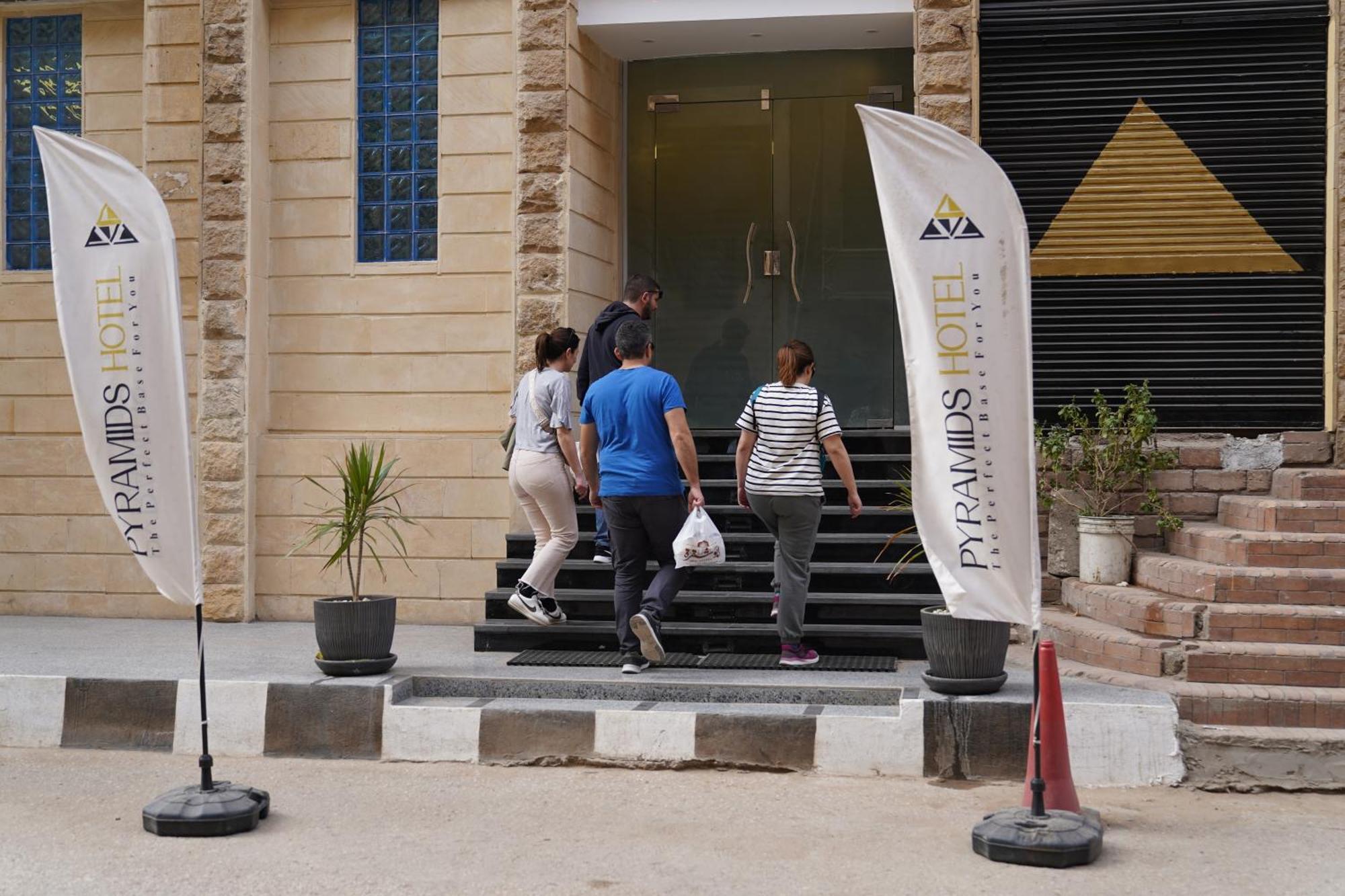 Pyramids Hotel Kafret el-Gabal Extérieur photo